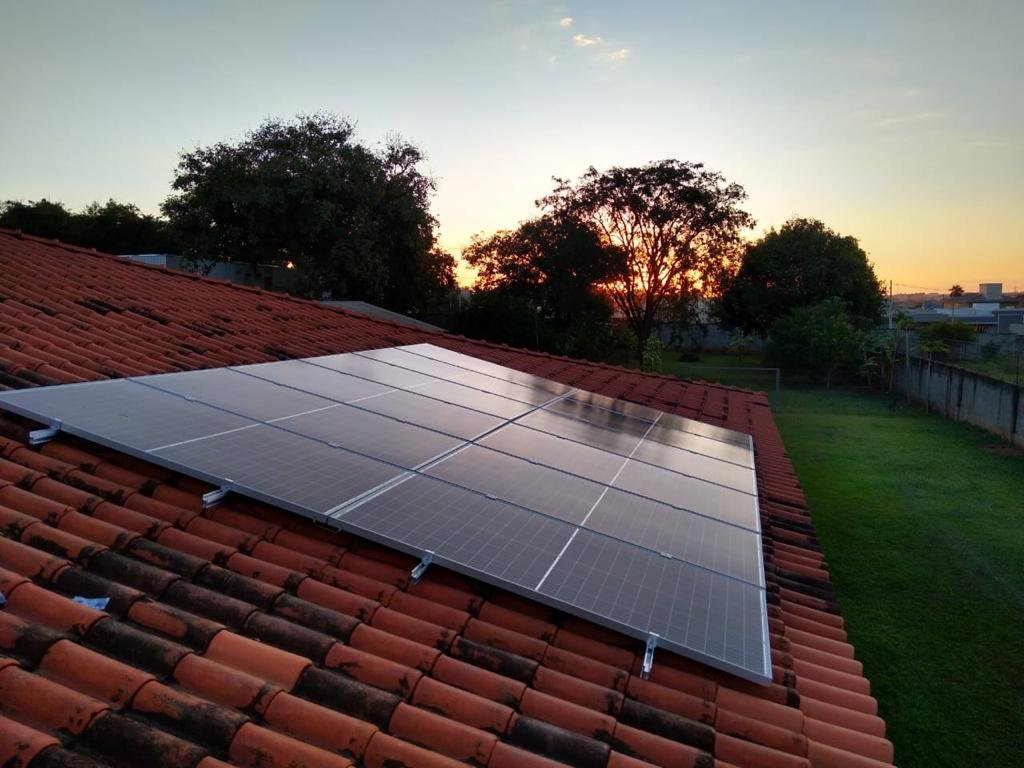 Entenda Porque Vale A Pena Adotar Energia Solar Nas Residências Marconni Energia Solar